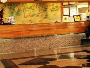 Asia Emperor Hotel Тайнань Экстерьер фото